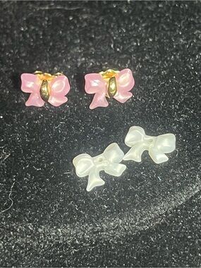 Vintage Avon 1981 Interchangeable Bow Stud Earrings